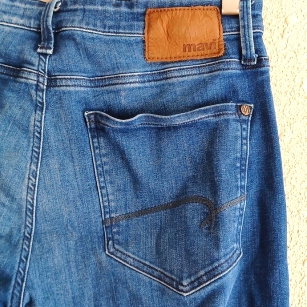 MAVI Jeans. - Picture 8 of 9
